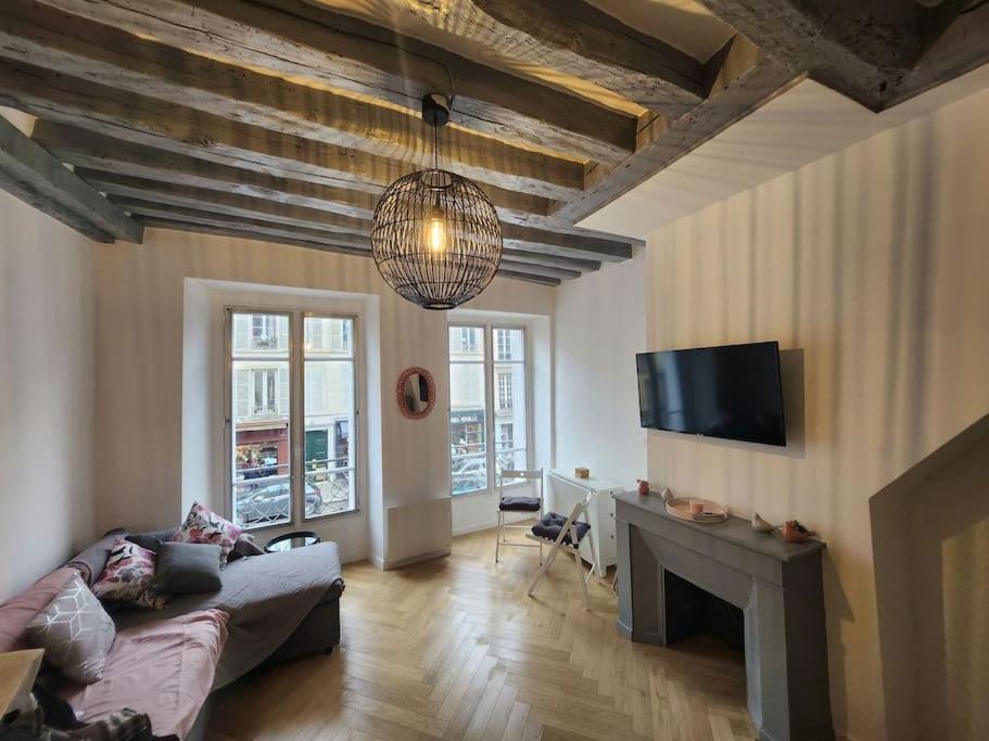 Apartment - Centre *